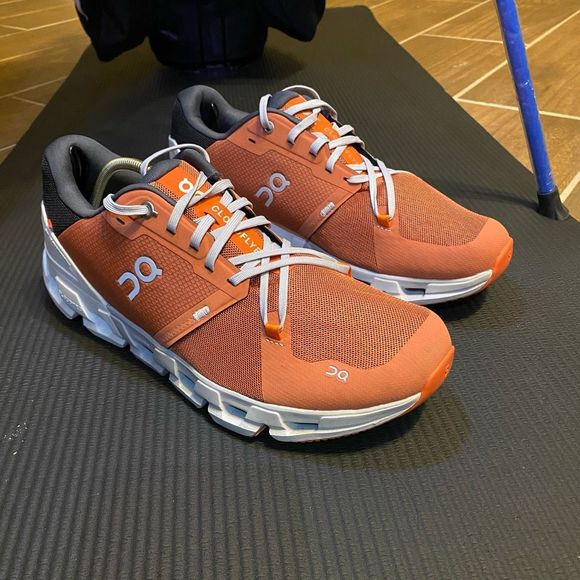 ON CLUD FLYER - Men’s Running Shoes - SIZE 10 - Picture 5 of 11